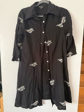 🇨🇦Papa Vancouver Black Embroidered Button-Up Longline Tunic Shirt